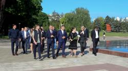 Stimați veterani, cu profundă recunoștință vă felicităm cu ocazia Zilei Victoriei!